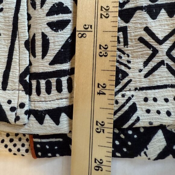Multiples Women’s PL Jacket – Black & Cream Tribal Geometric Print Button Front - Picture 5 of 10